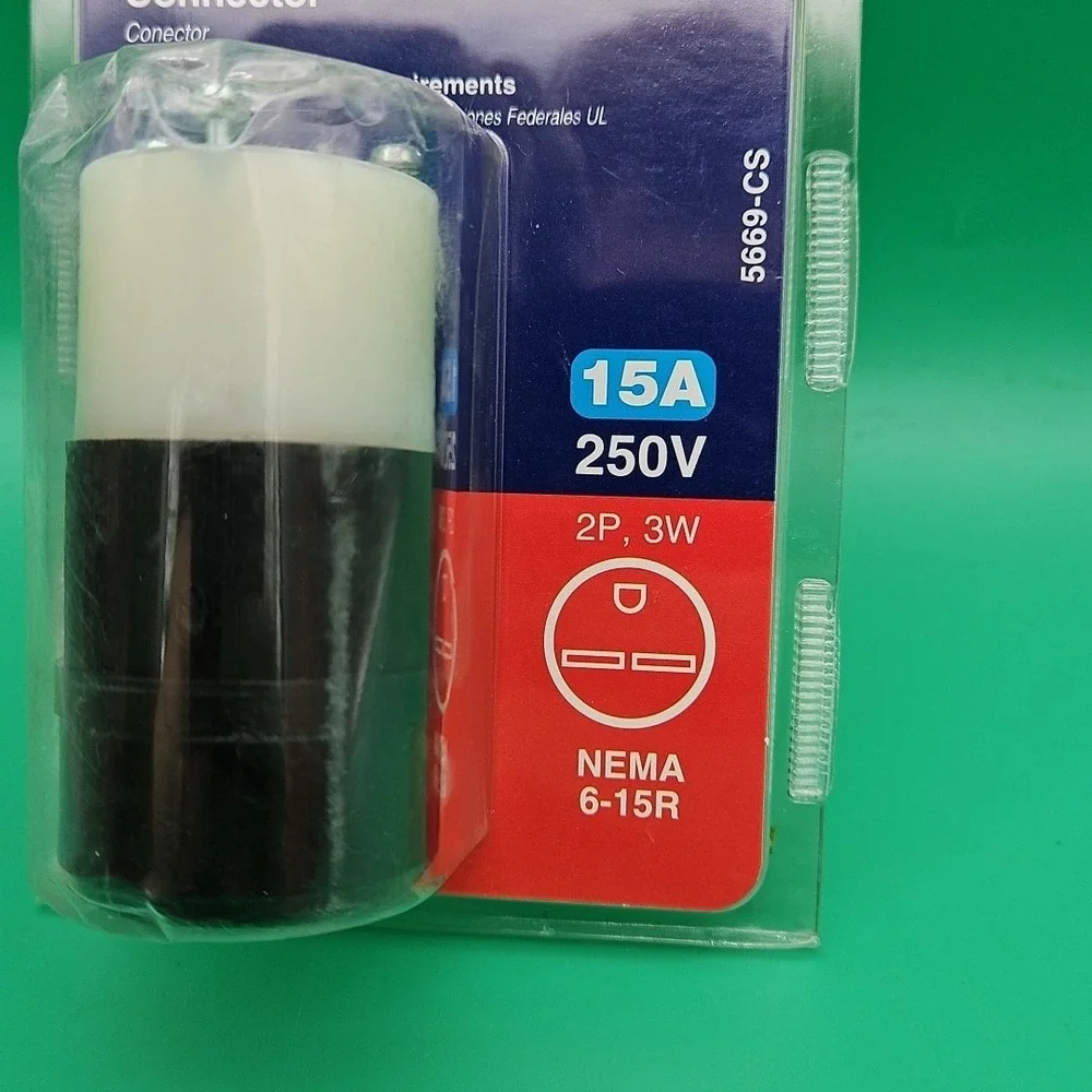 Leviton 15 Amp 250-Volt NEMA 6-15R Straight Blade Connector Black and White